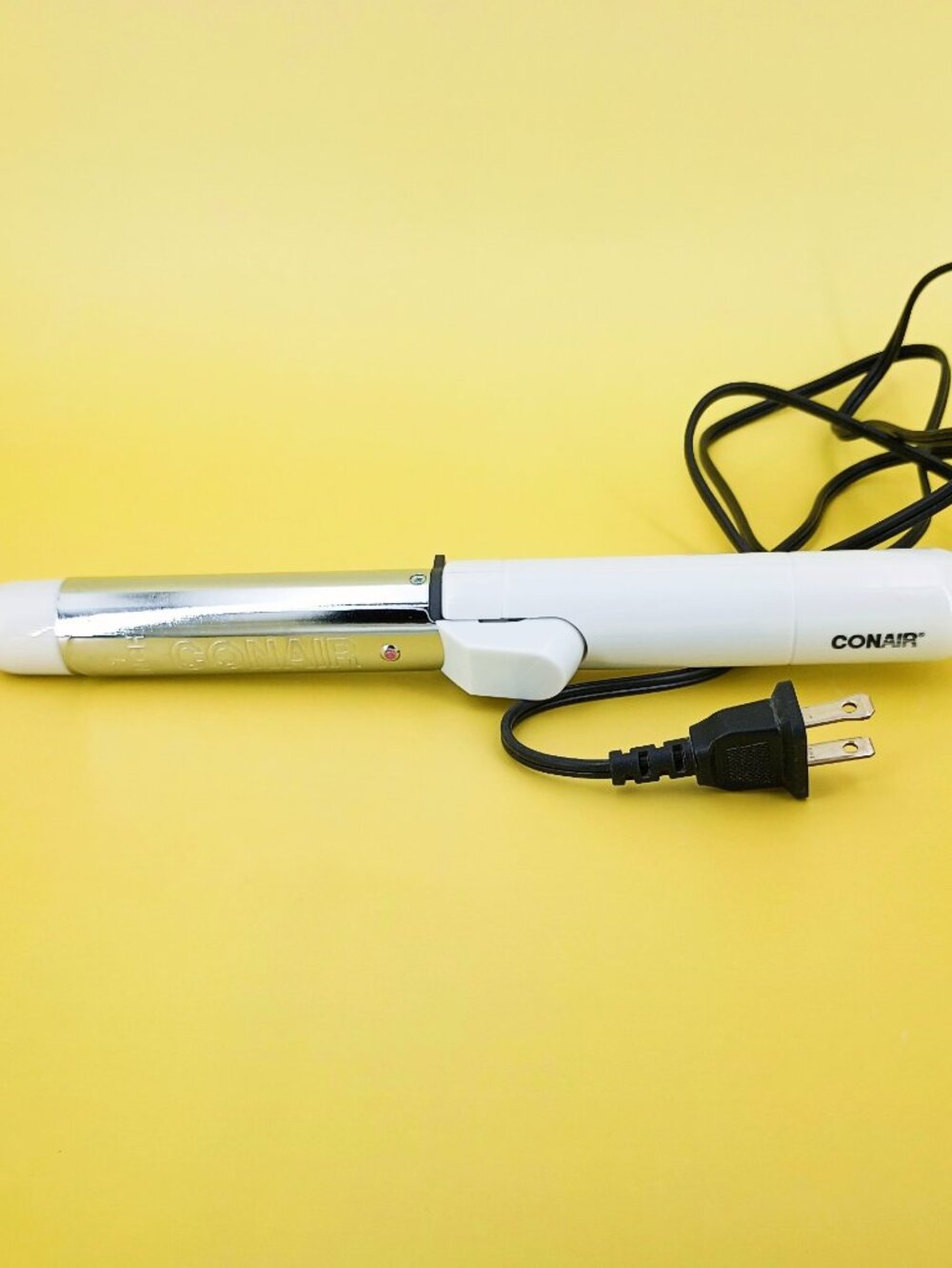 Conair Curling Iron, Medium Curls, 1 Inch Model CD12JBC White, Swivel Cord